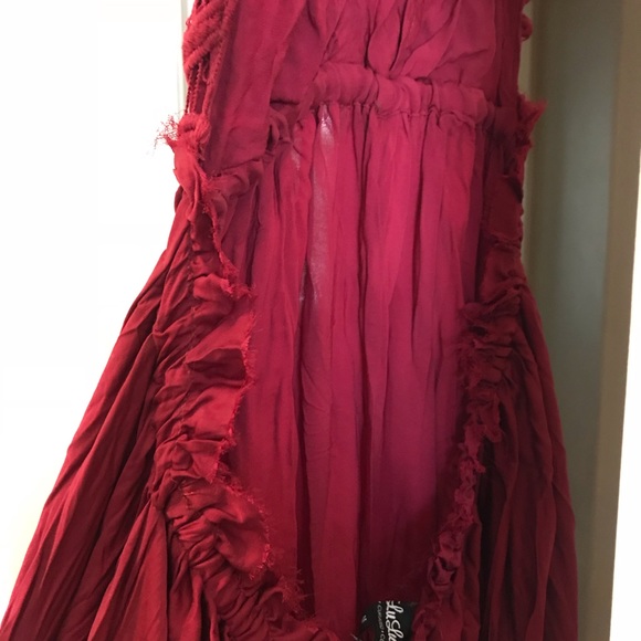 Open back, burgundy, Lulu’s maxi dress - Picture 4 of 6